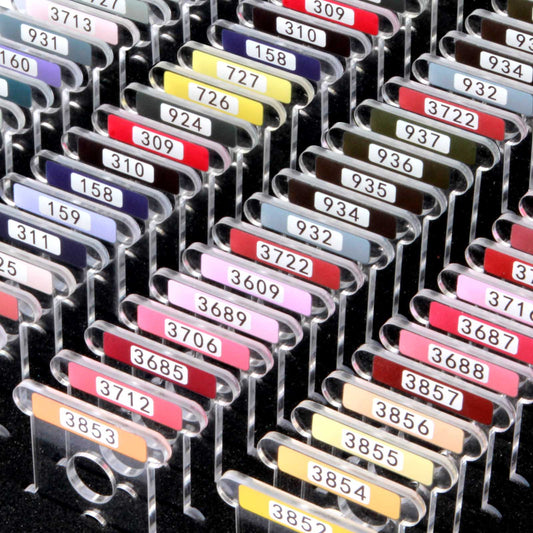 Hamtery Clear 3mm Acrylic Embroidery Floss Bobbins, 500PCS Transparent Embroidery Thread Organizer with Printed Numbers & Color Swatch for Cross Stitch Floss Storage